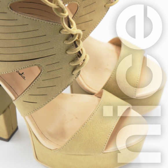 MICHAEL ANTONIO STUDIO THAYER LACE-UP HEELS - Picture 5 of 7